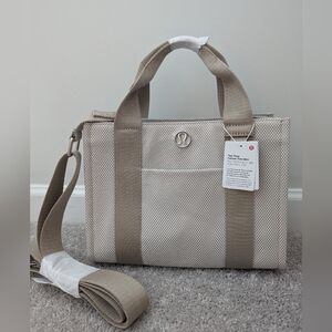 Lululemon Two Tone Canvas Tote Bag Mini 4.5L BNWT